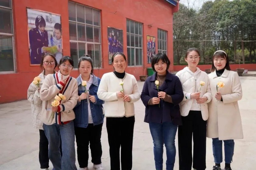 女神节快乐丨以花之名，致敬女神